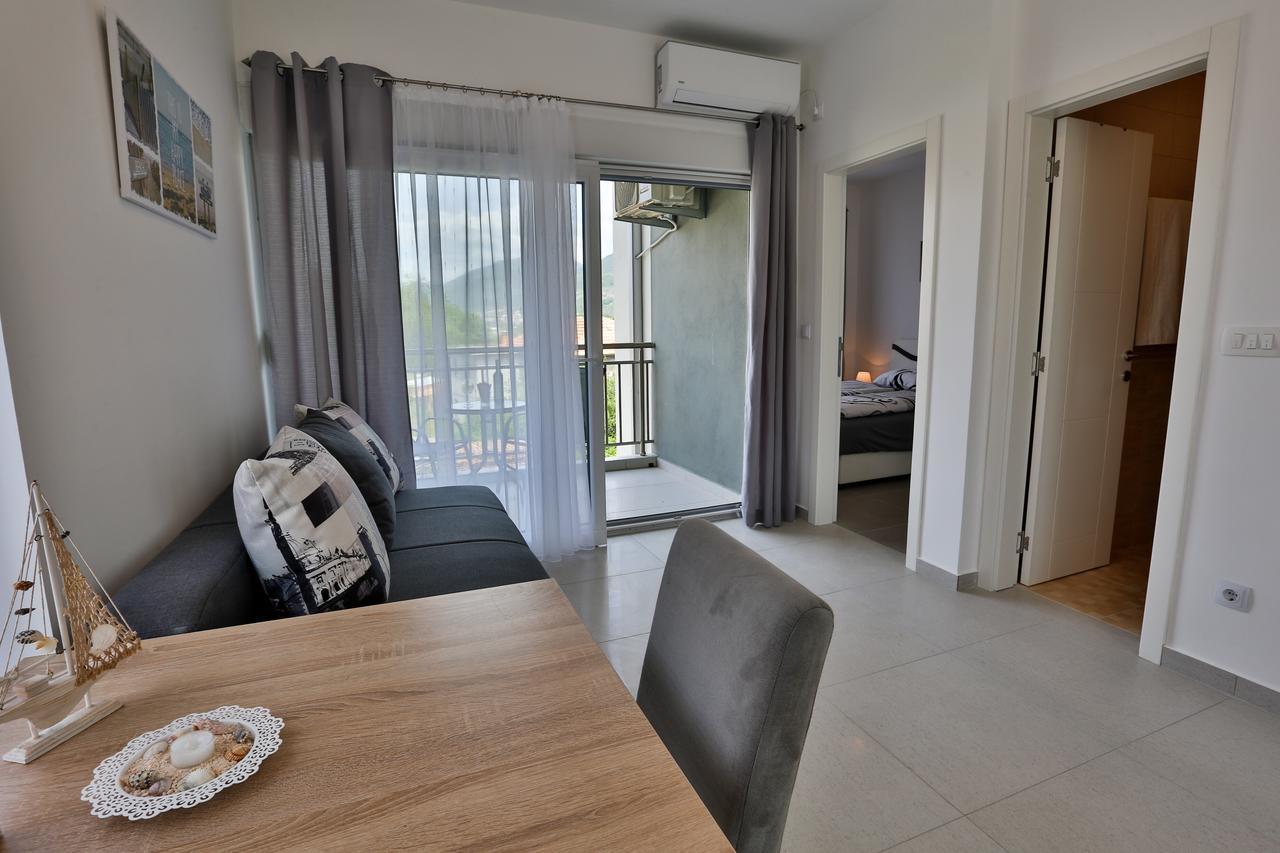 Kristina Apartments Tivat Dış mekan fotoğraf