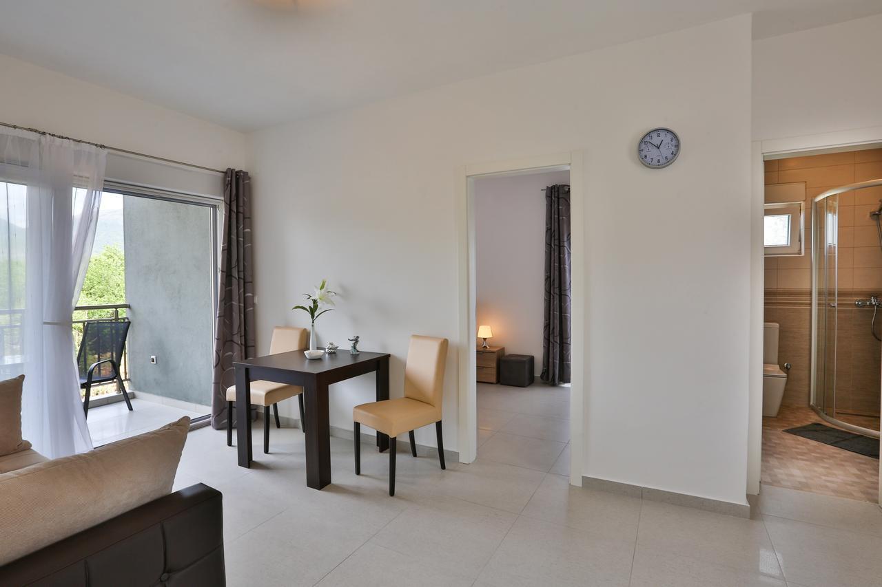 Kristina Apartments Tivat Dış mekan fotoğraf