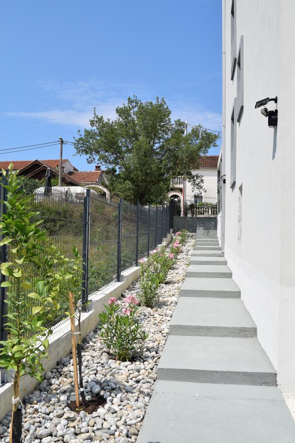 Kristina Apartments Tivat Dış mekan fotoğraf